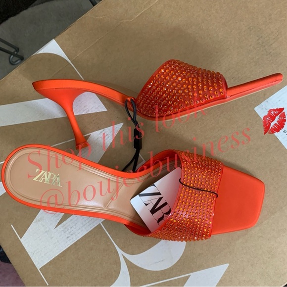ZARA Sparkly Vinyl Orange Rhinestone Sandals BNWT - Picture 3 of 3